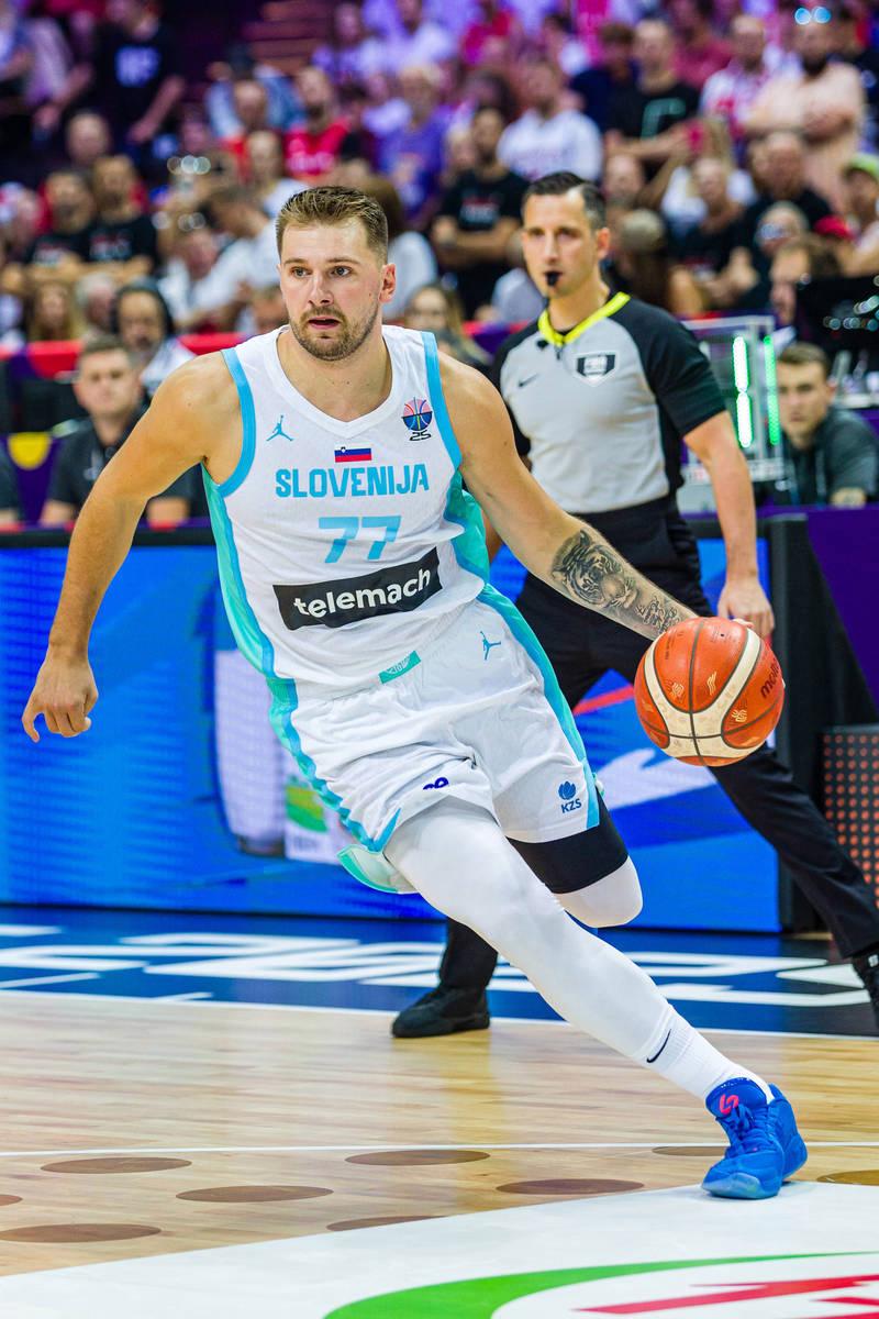 包含东契奇连续三场比赛得分超过出色防守,C9挑战极限!的词条 包含东契奇连续三场比赛得分超过出色防守,C9挑战极限!的词条