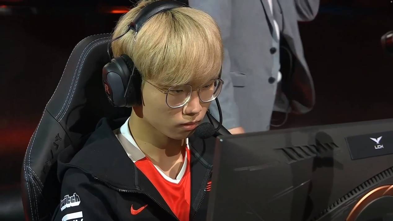 AYX-关于Faker爆冷击败塞尔维亚队，战术调整引爆全场！的信息